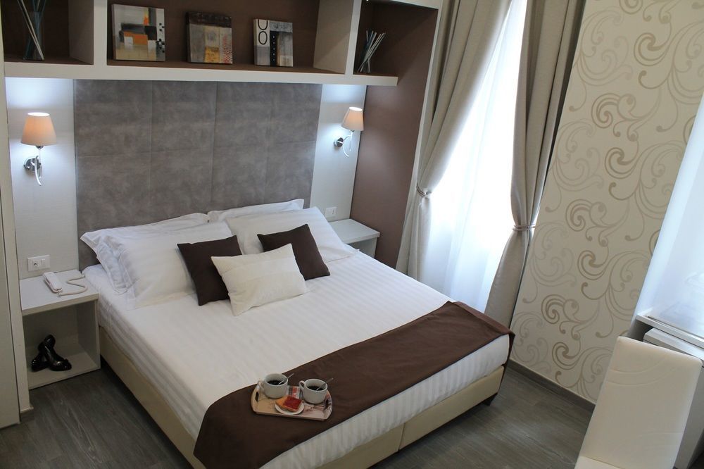 Elenoire Rooms & Suite Roma Exterior foto